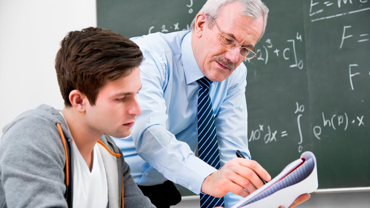 seo 1425 bs teacher with a high school stu 30545198 1200x675 1